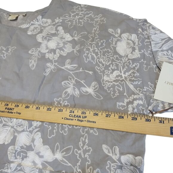 Cynthia Rowley Womens Plus Size 3X Floral Embroidered Gray Top - Picture 7 of 7